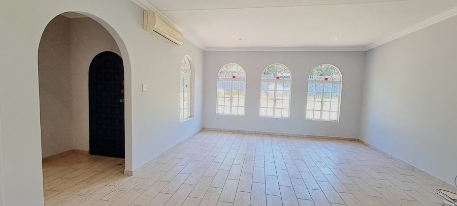 4 Bedroom Property for Sale in Protea Park North West